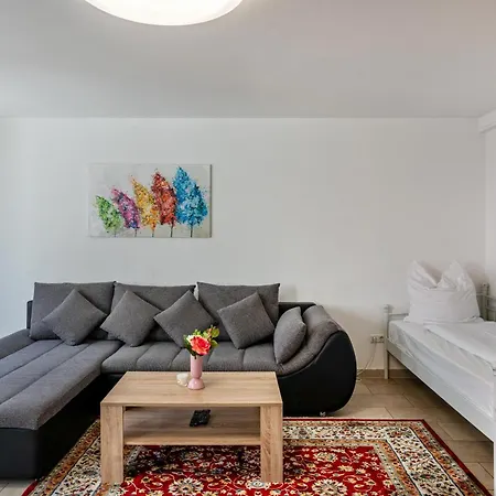 Aldars Urban Trio Suite No. 2